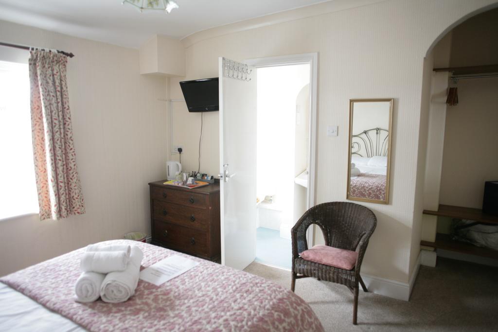 Hamilton Court Hotel تشيستر المظهر الخارجي الصورة